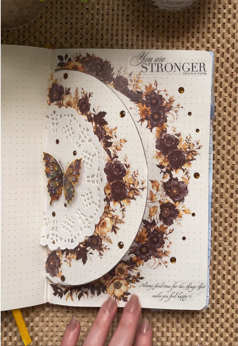 ASMR Daily journal with me aesthetic journaling black and gold floral themed 272 #asmr #easthetic #journaling #art #fyp